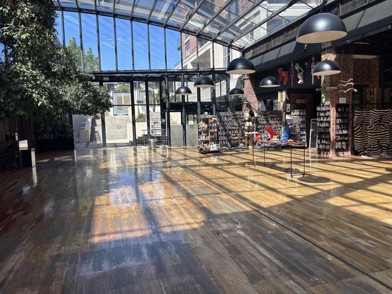 To Let commercial Property for Rent in Gardens Western Cape